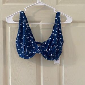 Hollister curvy Blue Floral Underwire Bikini Top